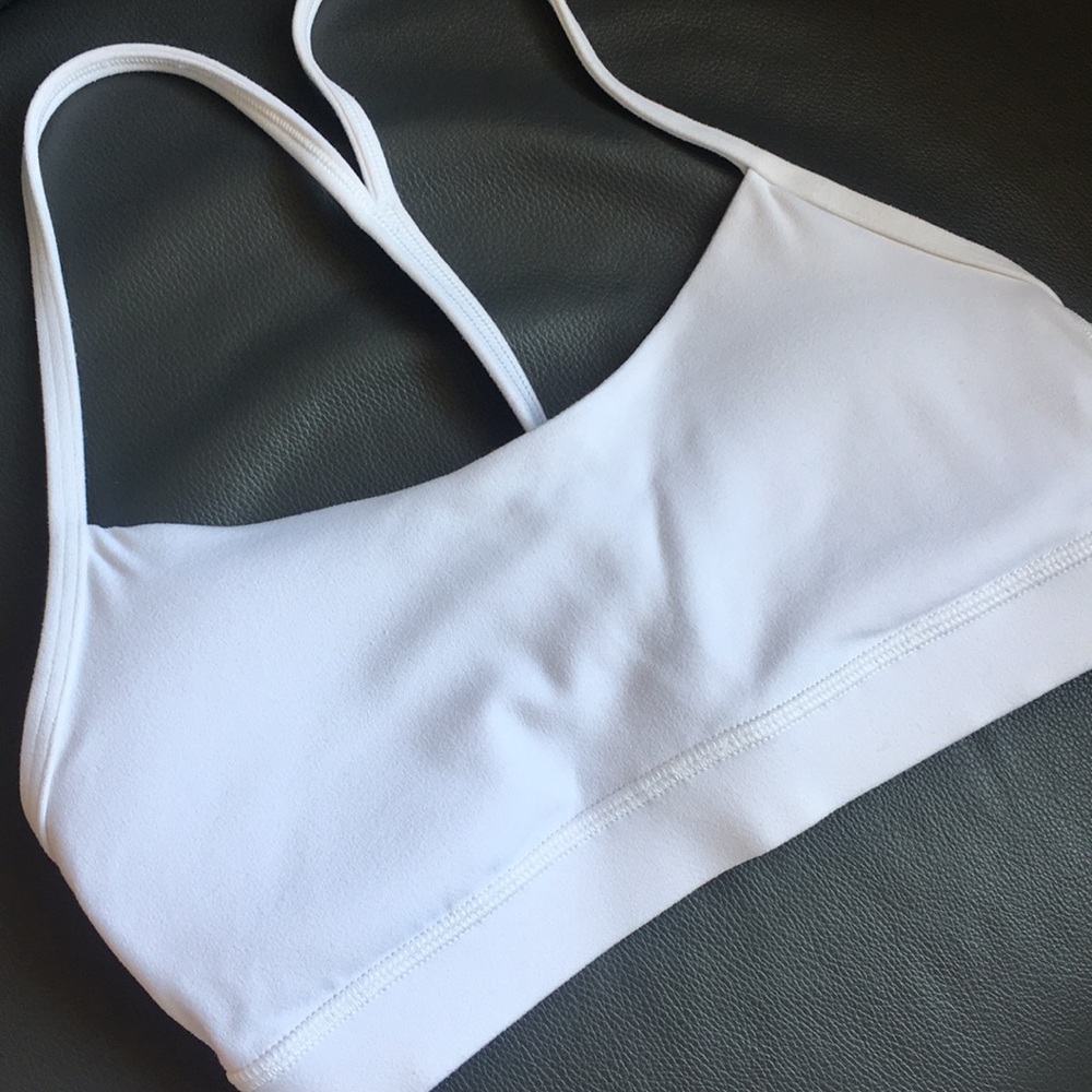 Lululemon Sports Bra white